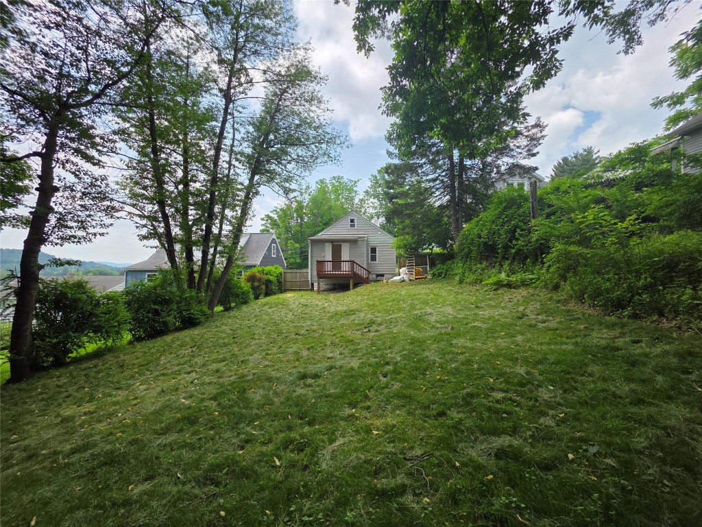 404 N Oak Avenue, Endicott, New York image 25