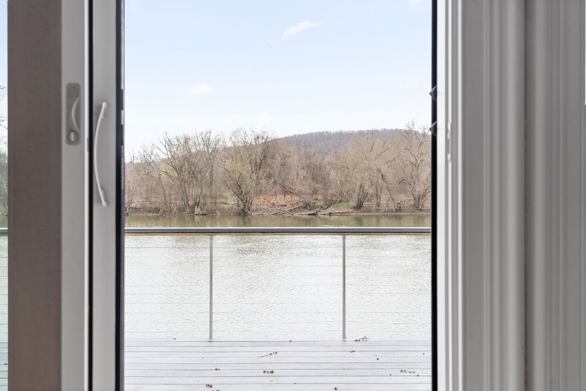 13 Riverbank Road, Vestal, New York image 35