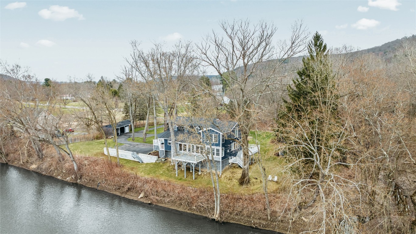 13 Riverbank Road, Vestal, New York image 38