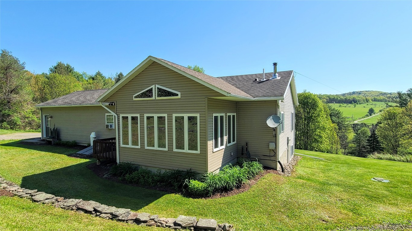 534 Lower Fairfield Road, Candor, New York image 7