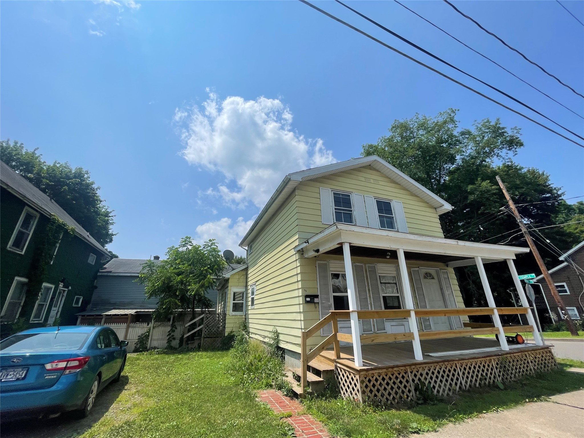 75 Paige St - Photo 2