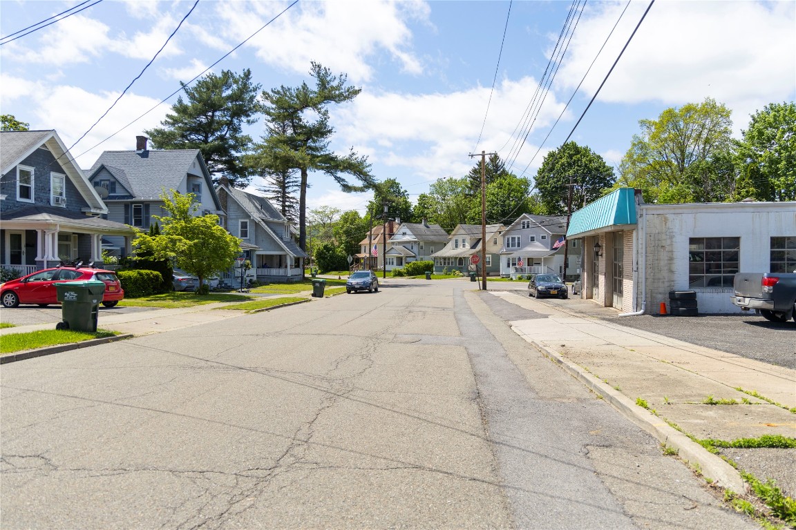 9 Dickinson Ave, Binghamton, New York image 28