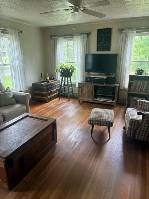 1433 Oakdale Road - Photo 2