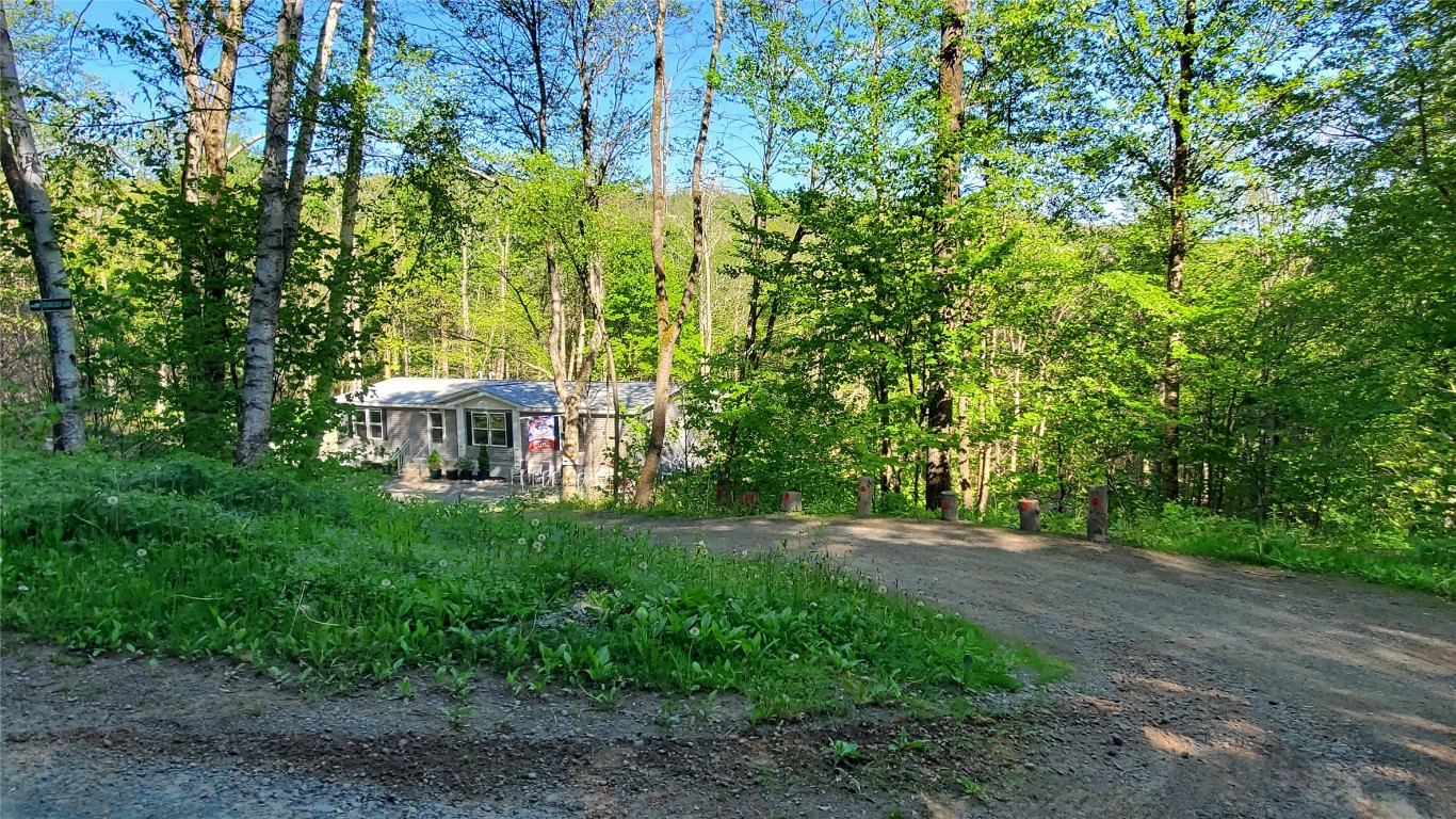 649 Ridge Road, Hancock, New York image 18