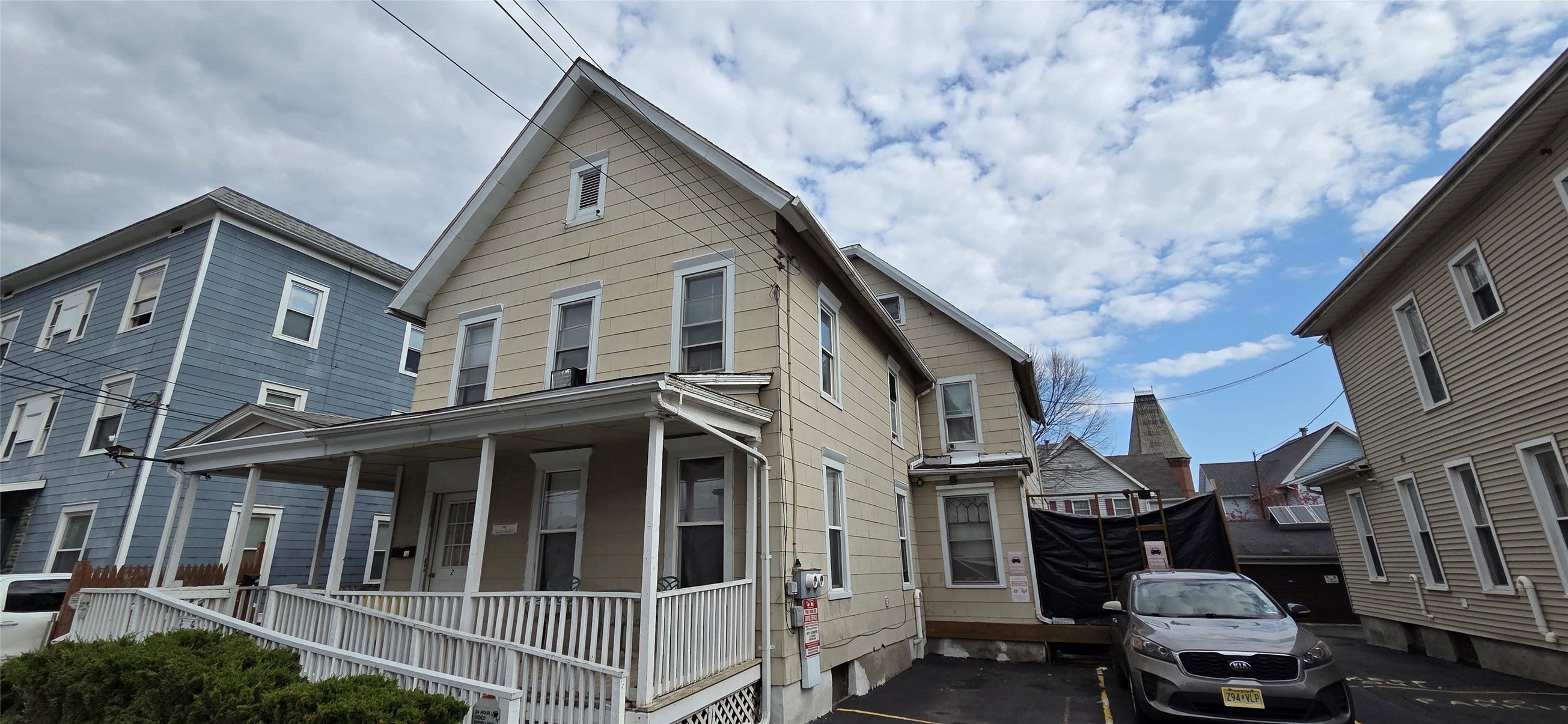 9 Robinson Street