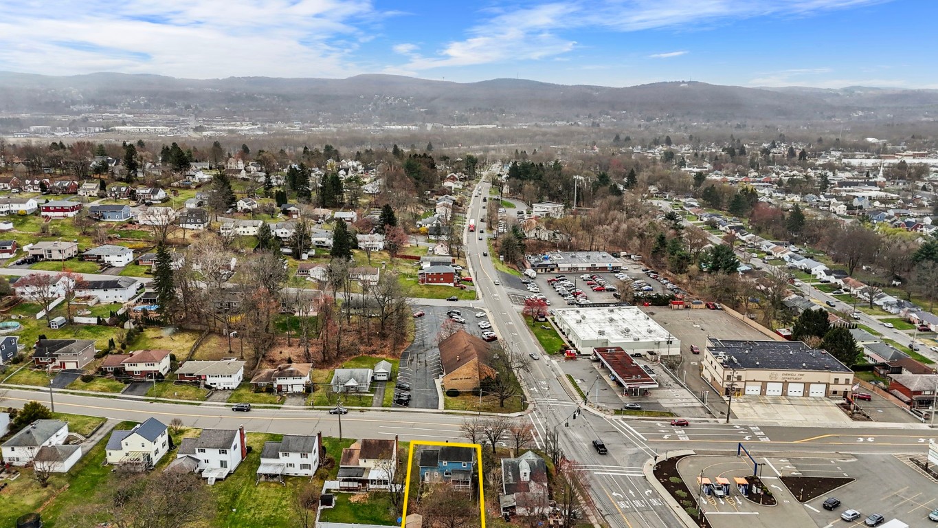 3603 Country Club Rd, Endwell, New York image 34