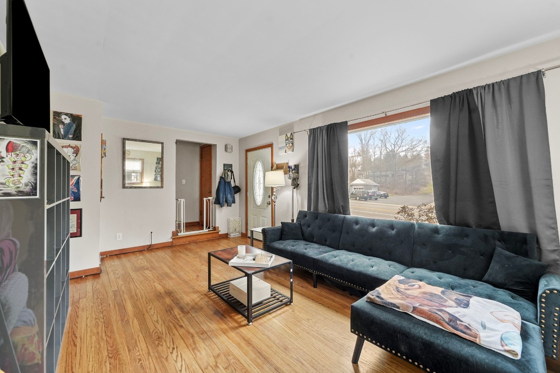3603 Country Club Rd, Endwell, New York image 5