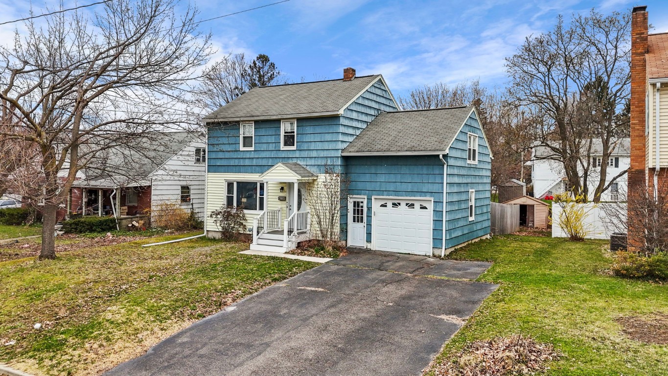 3603 Country Club Rd, Endwell, New York image 33