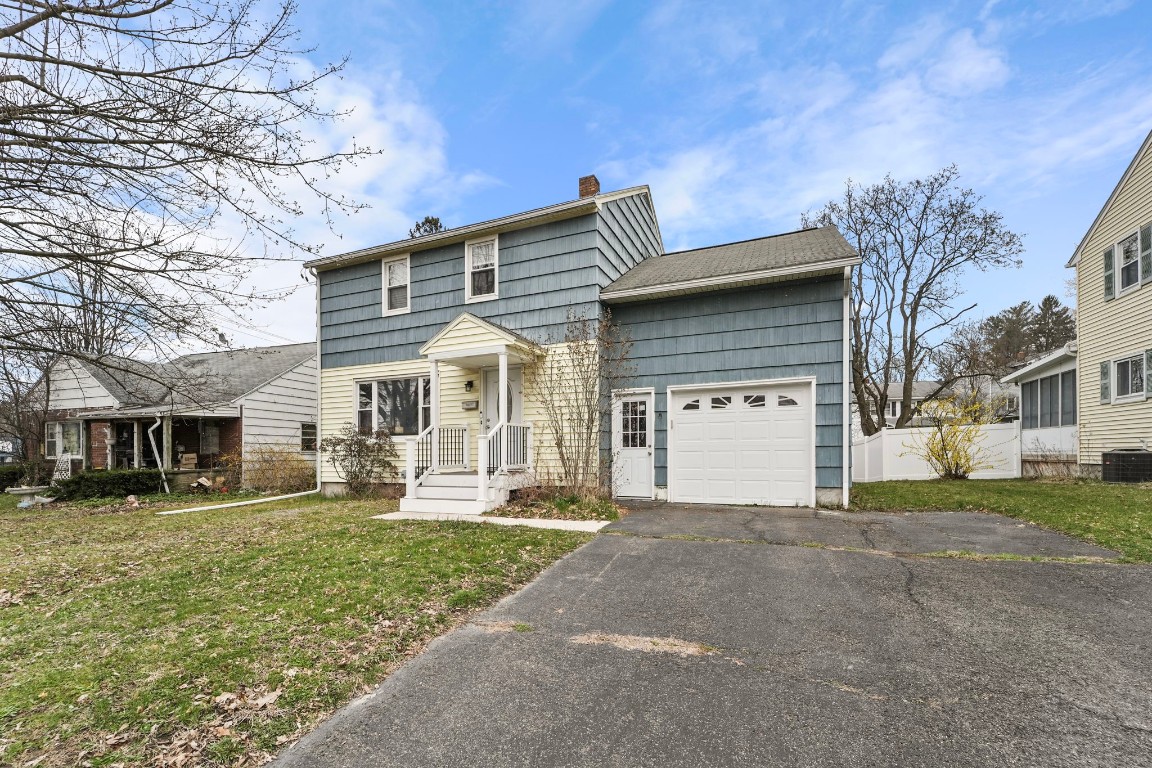 3603 Country Club Rd, Endwell, New York image 2