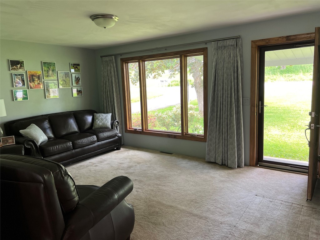 25 Sanitaria Road, Binghamton, New York image 8