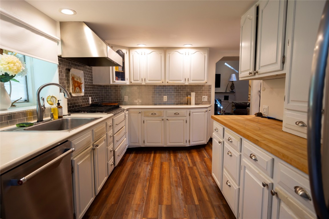 21 Barney Road, Brackney, Pennsylvania image 3