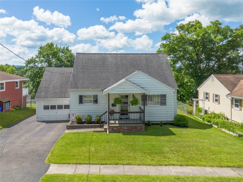 Homes For Sale - 3632 Lorne Drive<br/> Endwell, NY 13760