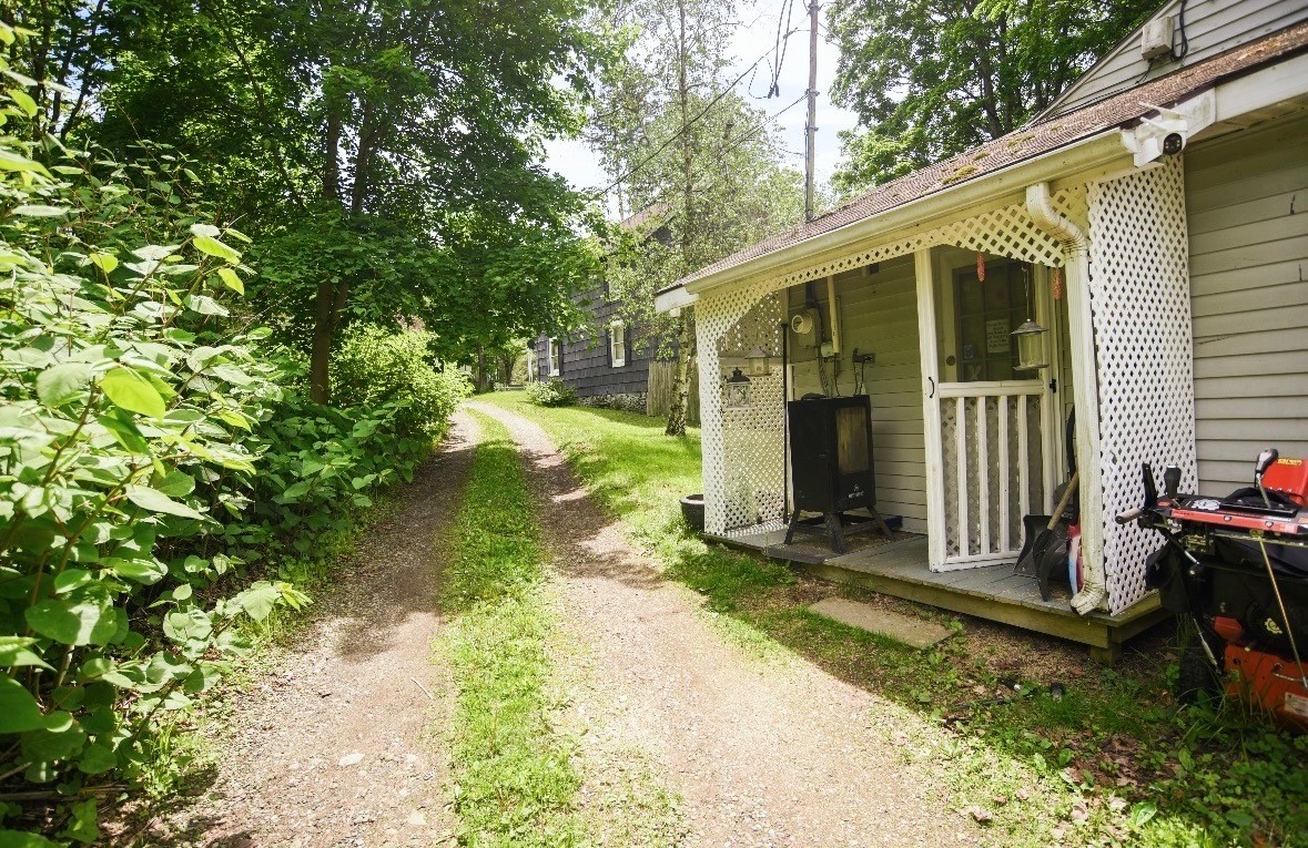 2100 Owego Rd