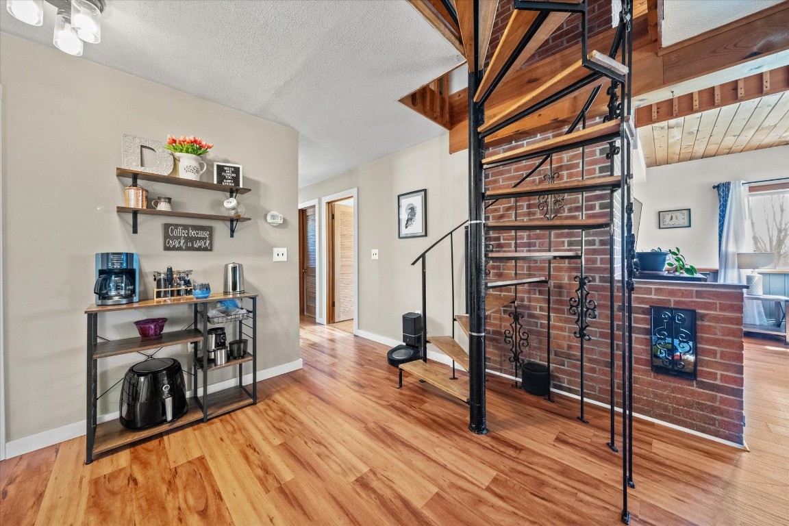 371 Hunt Road, Port Crane, New York image 28