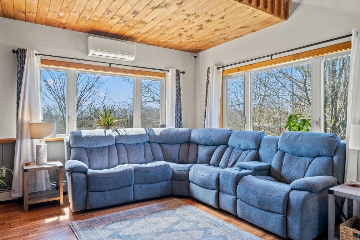 371 Hunt Road, Port Crane, New York image 21
