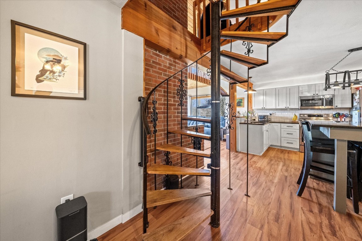 371 Hunt Road, Port Crane, New York image 27
