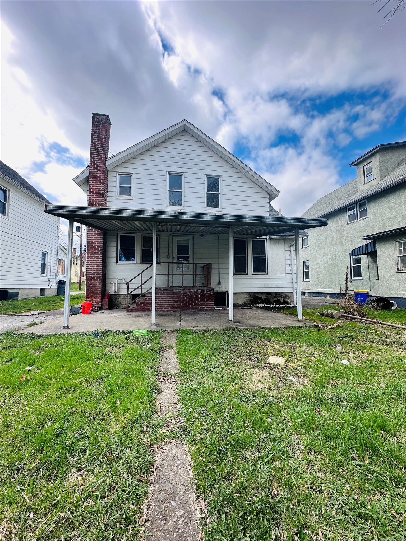 210 Squires Avenue - Photo 4