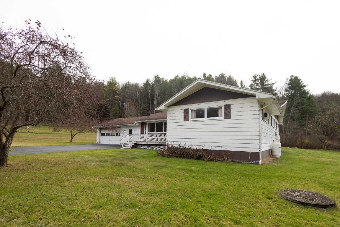 294 Powderhouse Road, Vestal, New York image 2