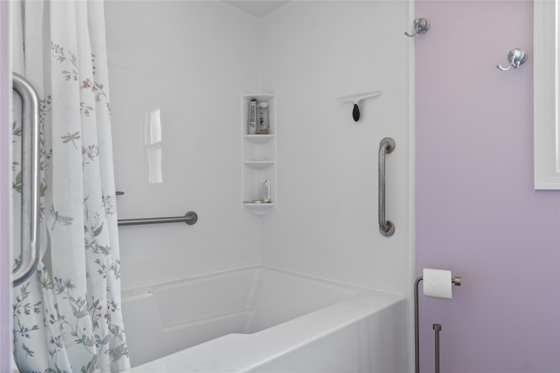 116 Rosedale Drive, Binghamton, New York image 17