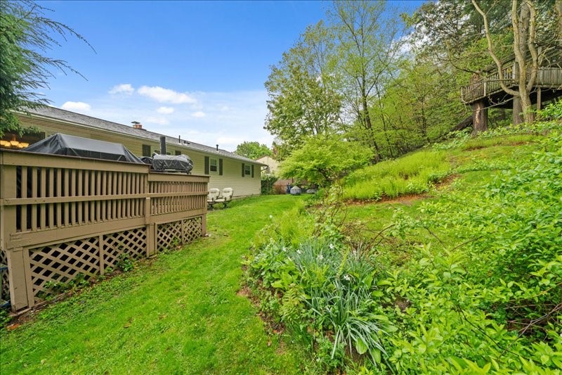 3828 Pembrooke Lane, Vestal, New York image 43