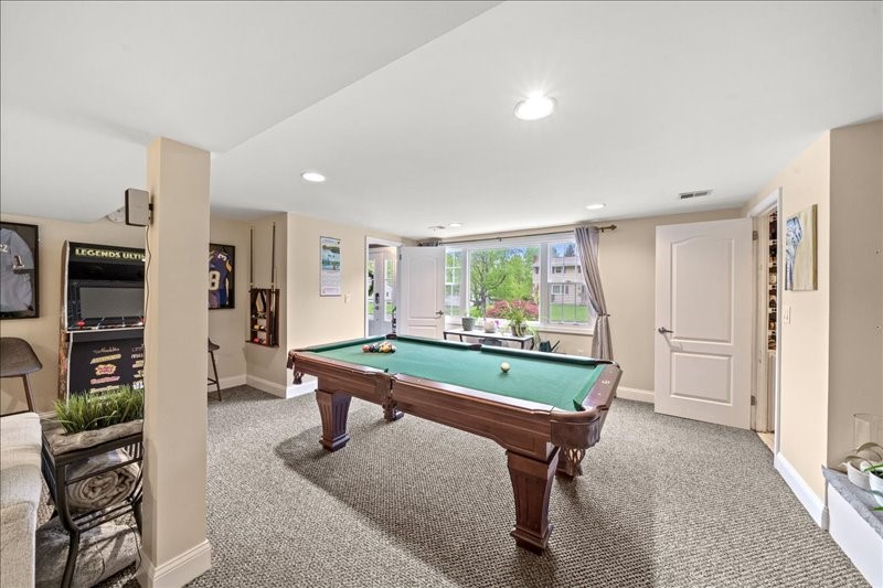 3828 Pembrooke Lane, Vestal, New York image 36