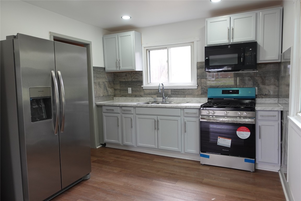 527 June Street, Endicott, New York image 3