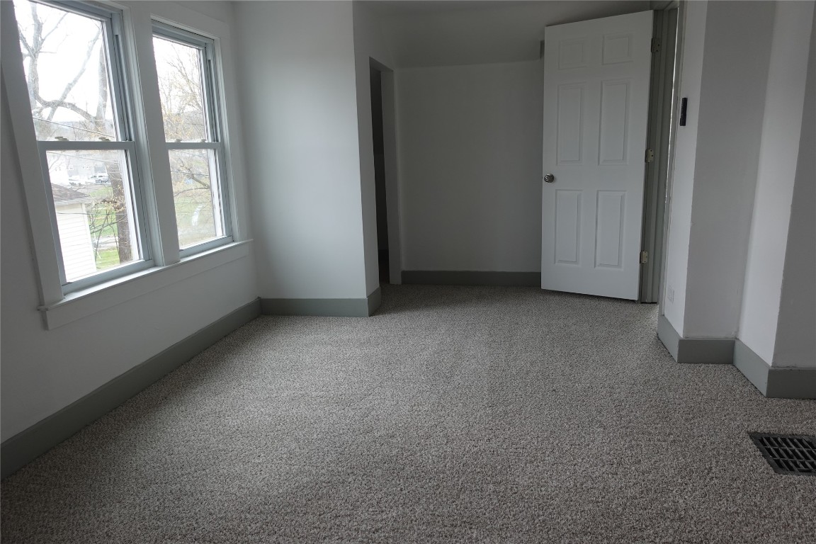 527 June Street, Endicott, New York image 17