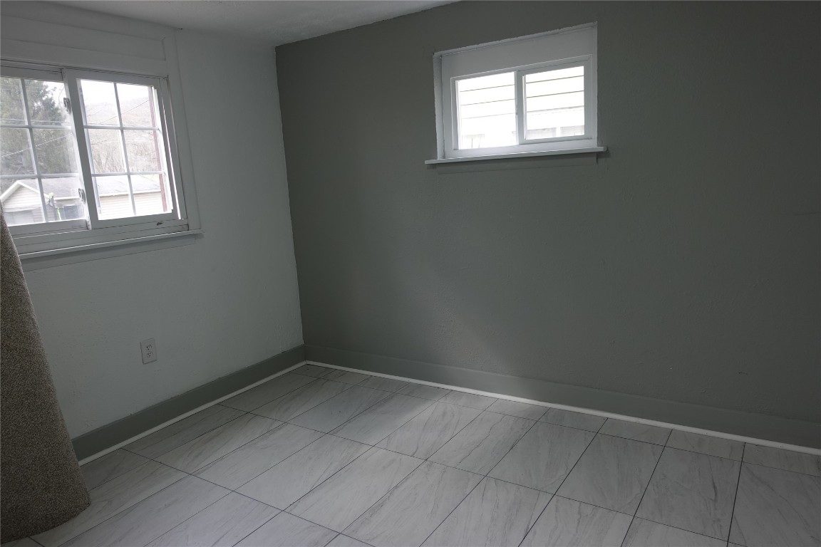 527 June Street, Endicott, New York image 20