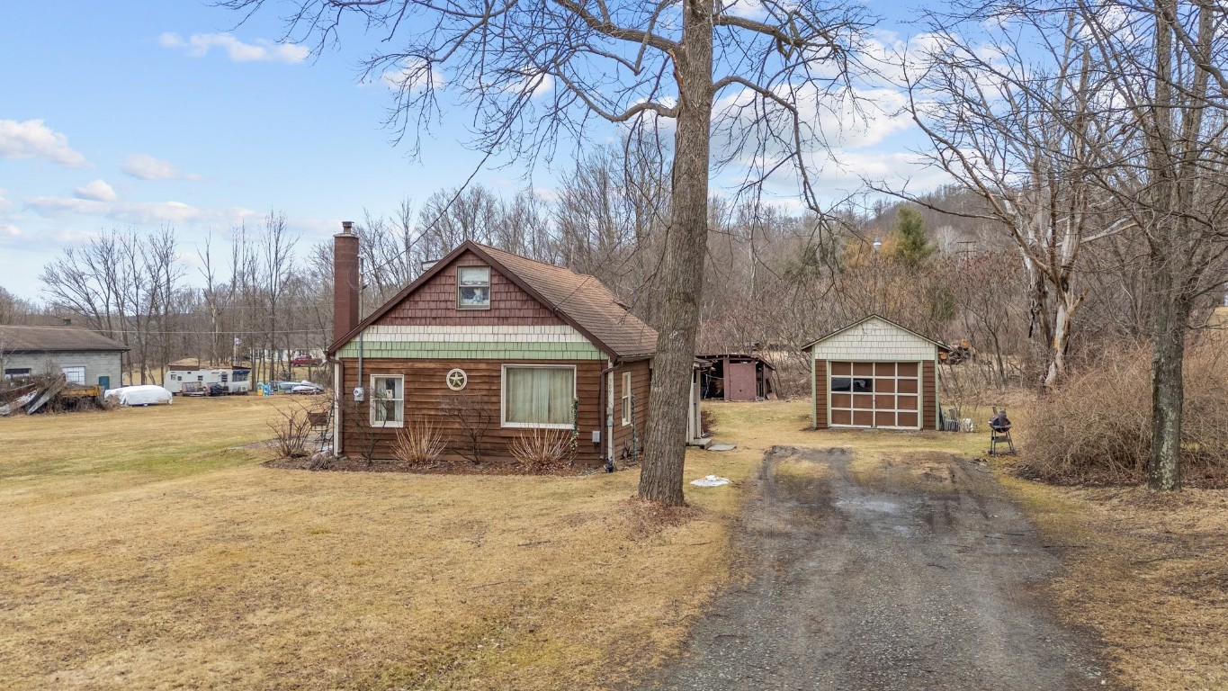 389 Lillie Road, Apalachin, New York image 2