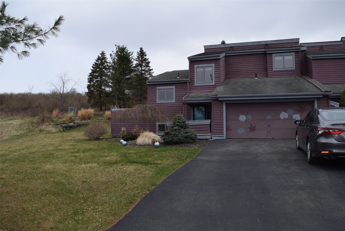 233 Woodgate Lane, Vestal, New York image 2
