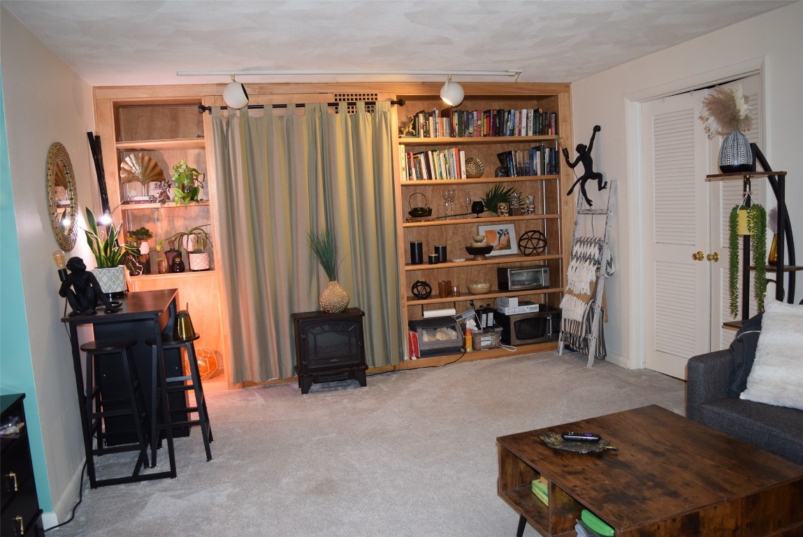 233 Woodgate Lane, Vestal, New York image 37
