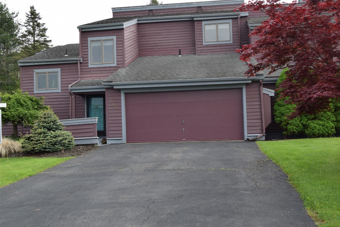 233 Woodgate Lane, Vestal, New York image 2