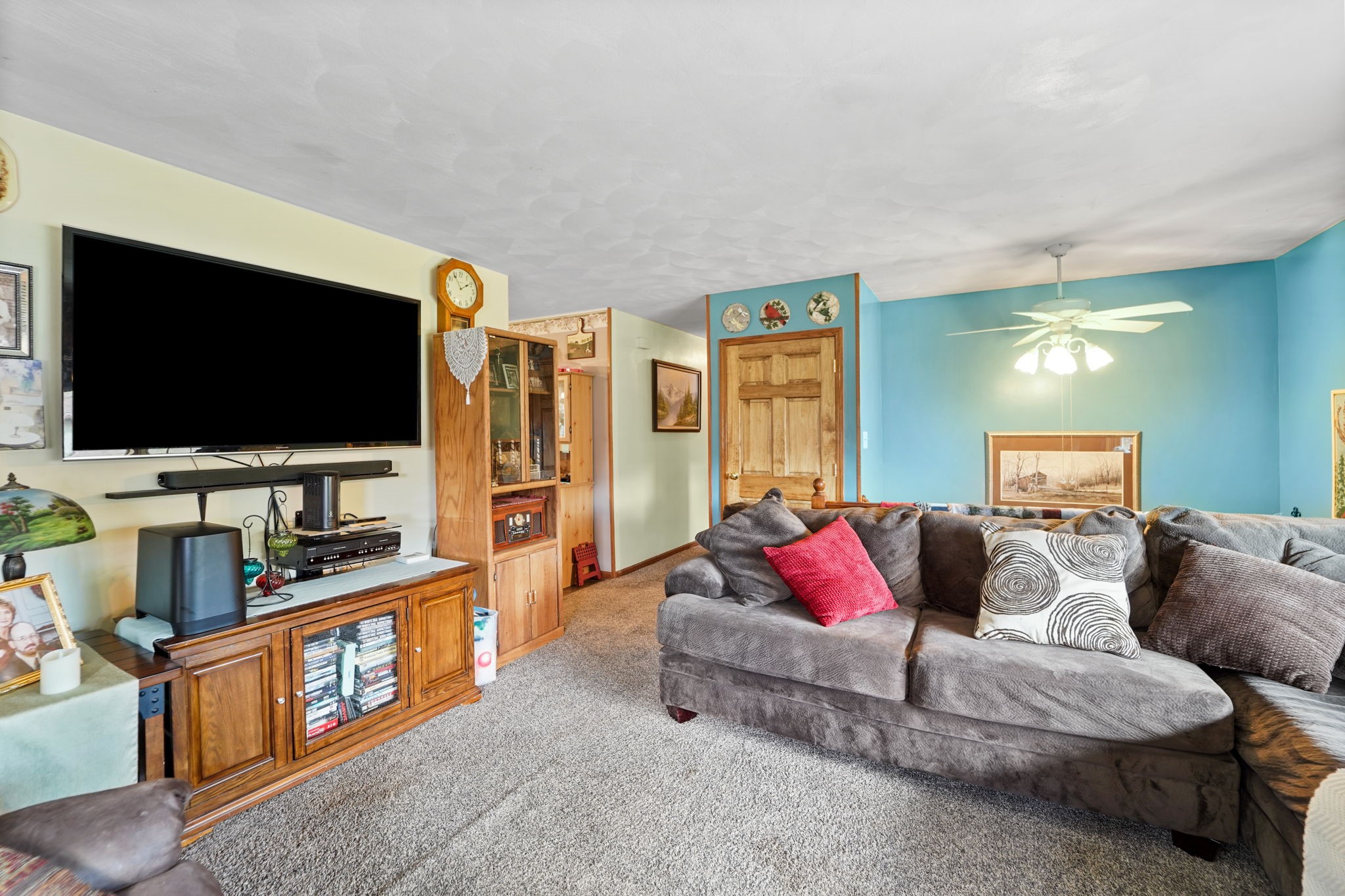 4 Preston Drive - Photo 4