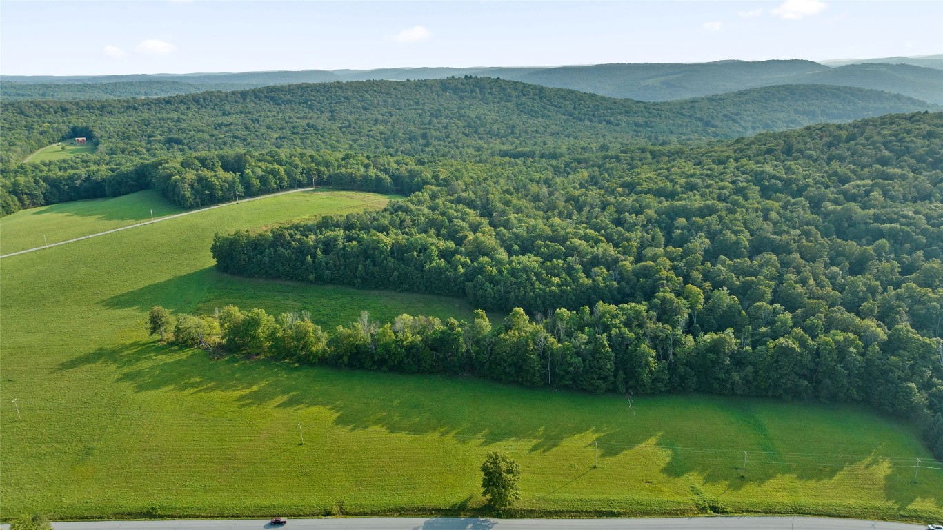 Quaker Road, BRACKNEY, Pennsylvania image 2