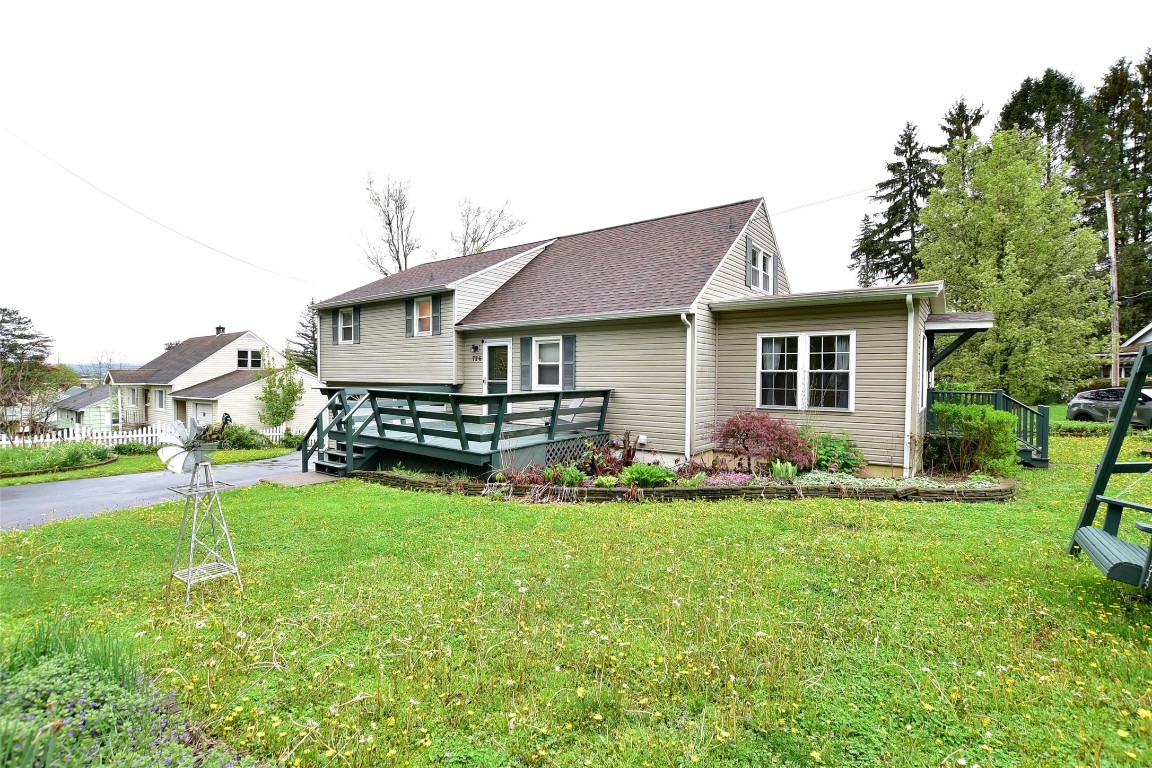 726 Robinson Road, Johnson City, New York image 3