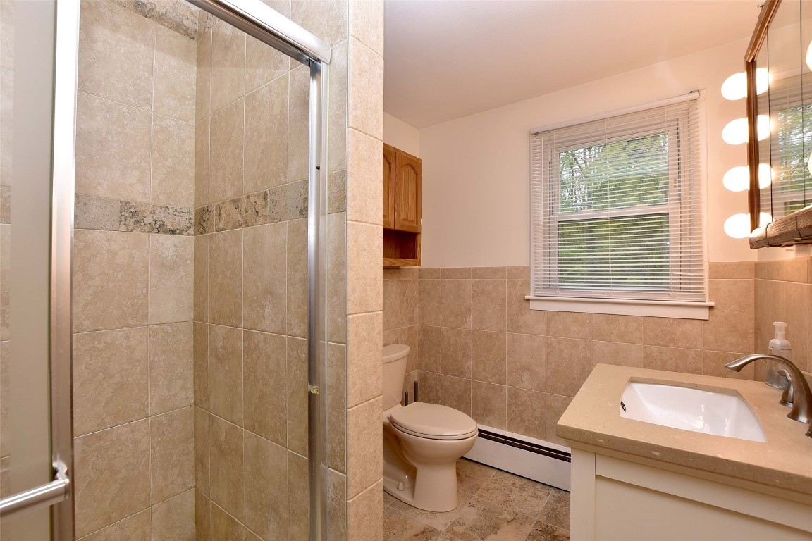 726 Robinson Road, Johnson City, New York image 28