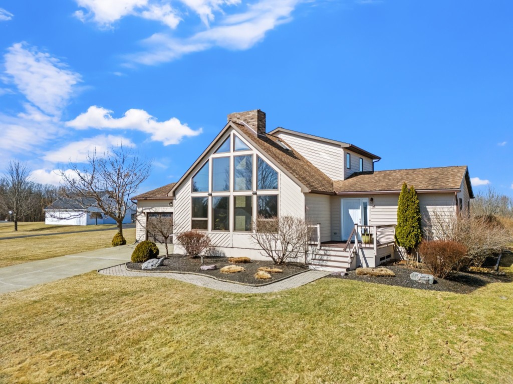 22 Oday Drive, Endicott, New York image 2