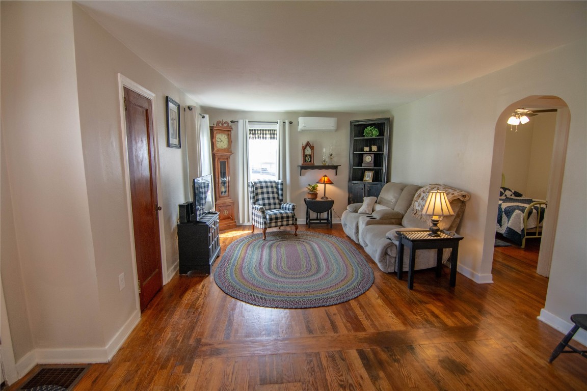 22 Prentice Boulevard, Binghamton, New York image 4