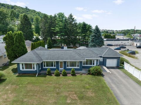 112 Annetta Street Vestal NY 13850