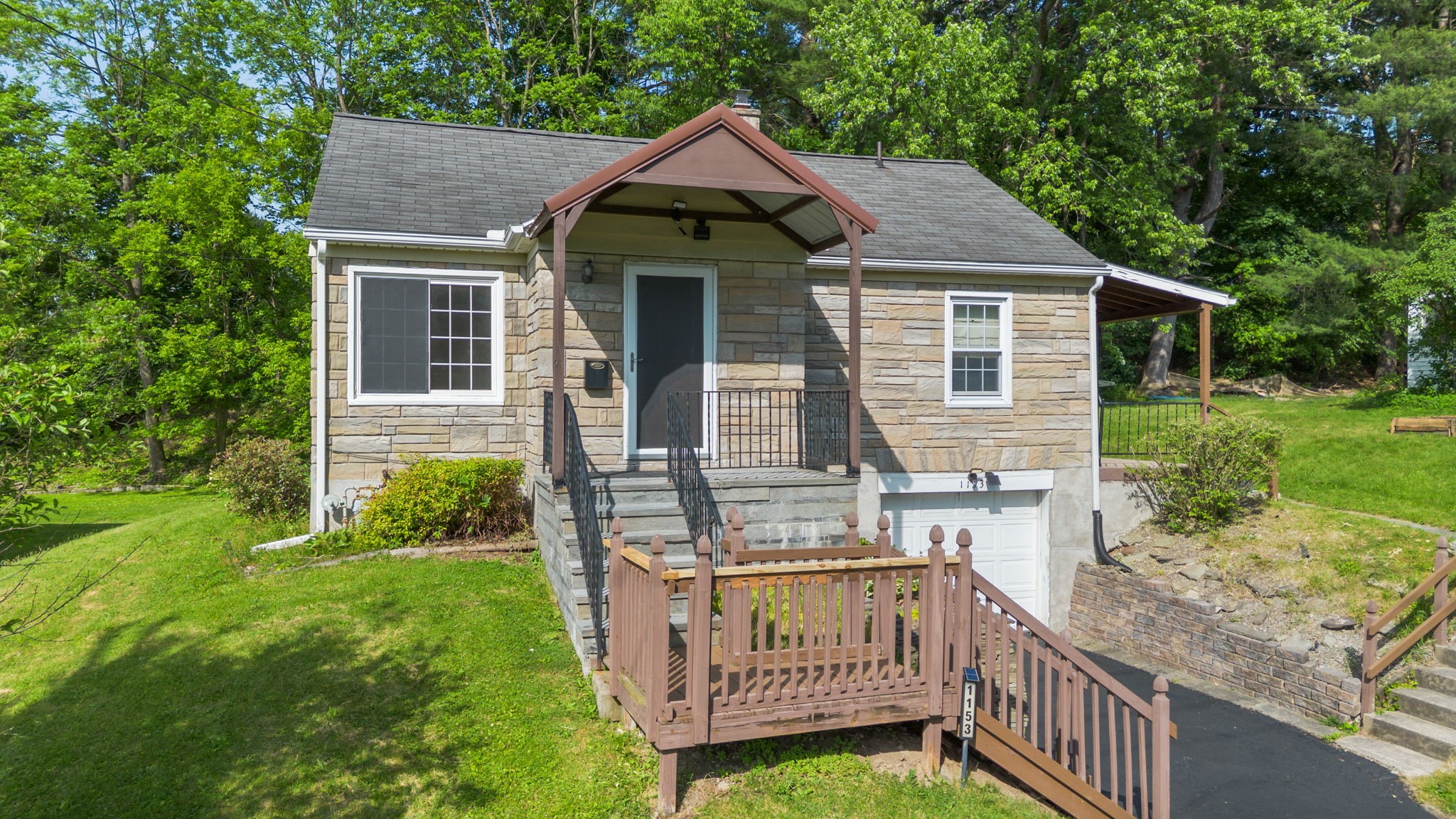 1153 Glenwood Road