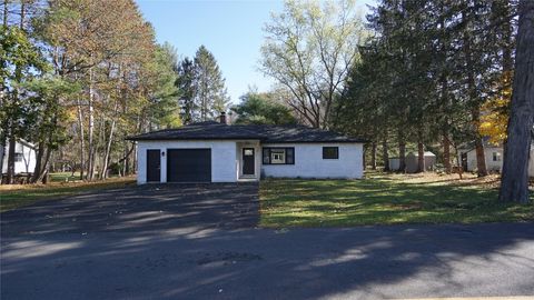 329 Tracy Creek Rd Vestal NY 13850