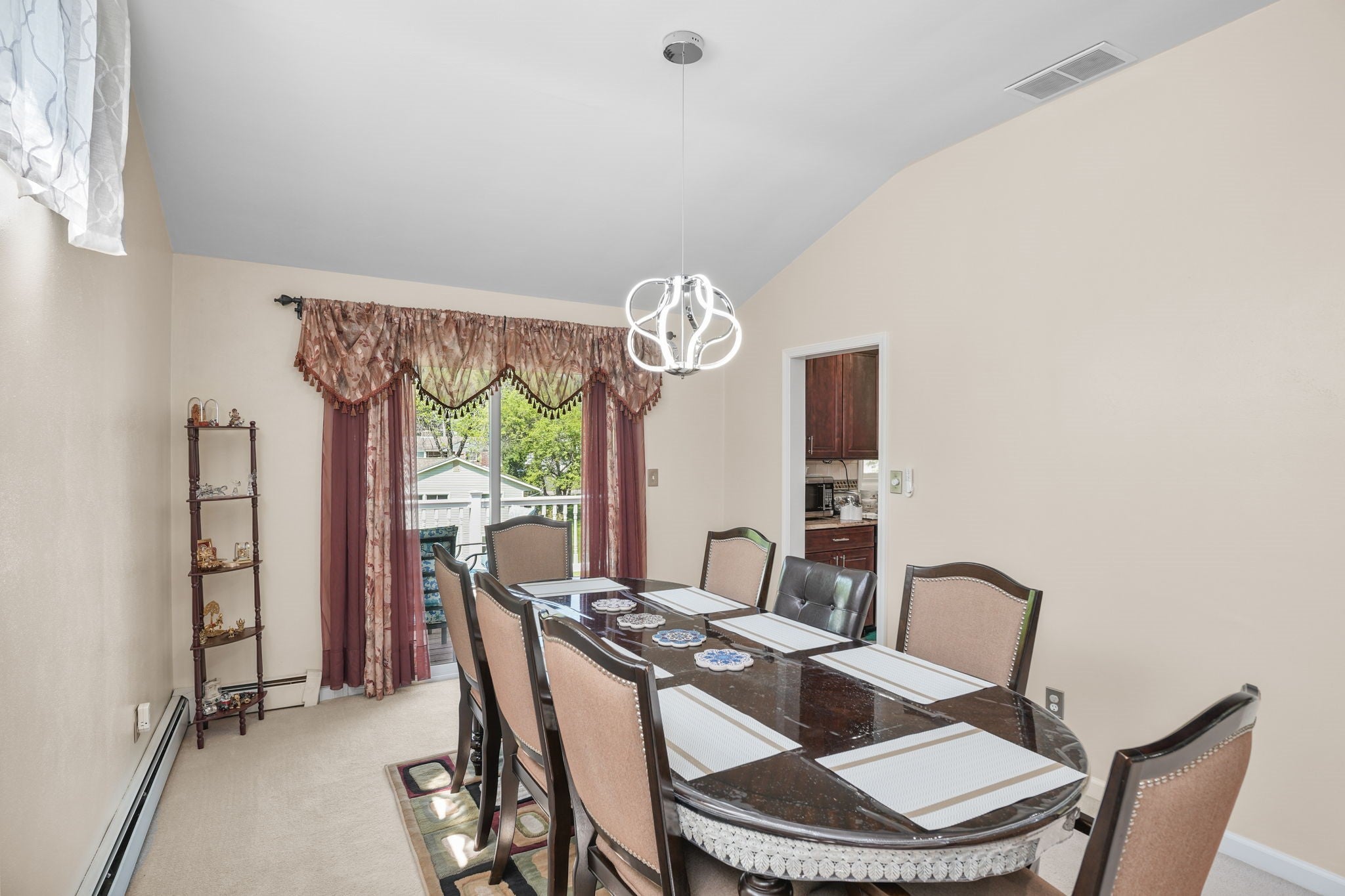 2309 Hemlock Lane