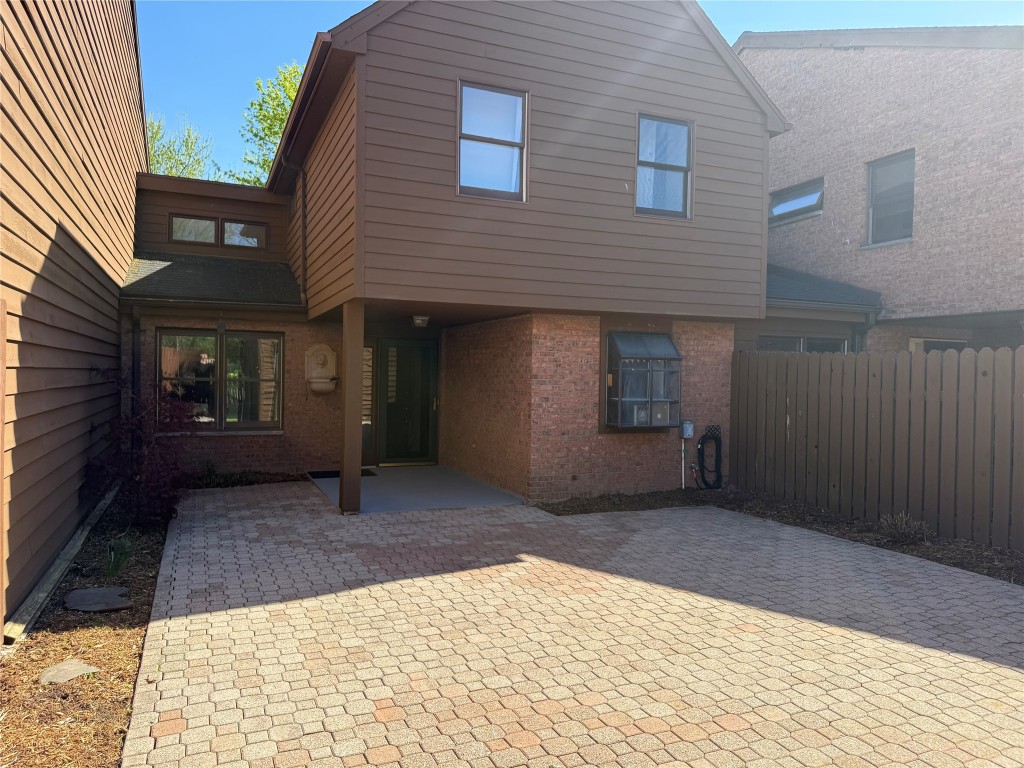 3014 Pleasant Drive, Endwell, New York image 3