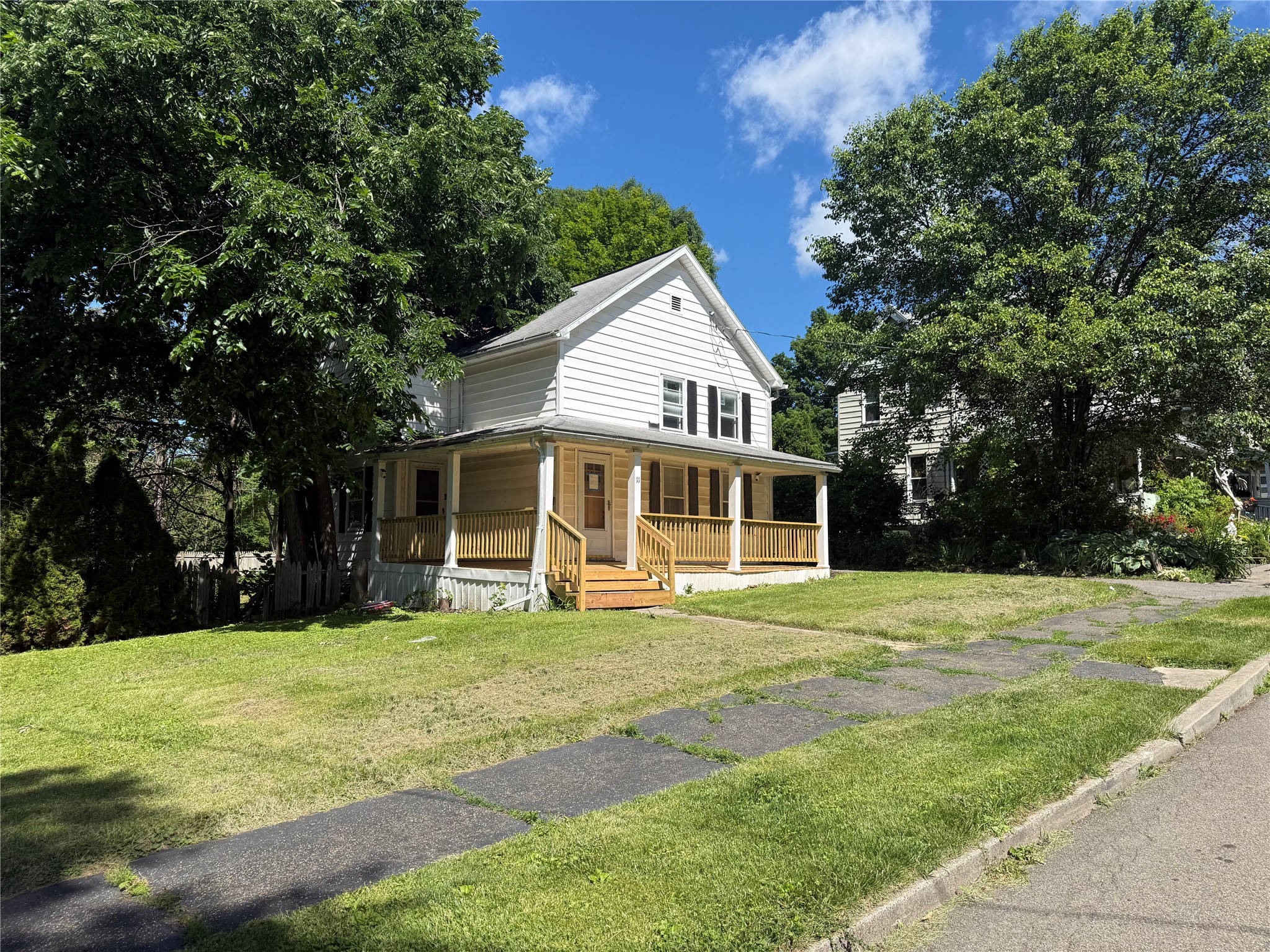 11 Spruce Street - Photo 3