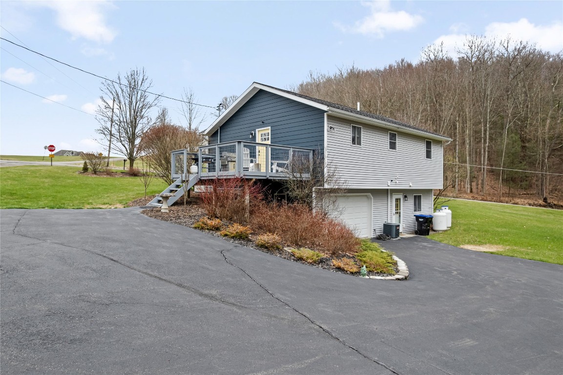 2224 S Apalachin Road, Apalachin, New York image 3