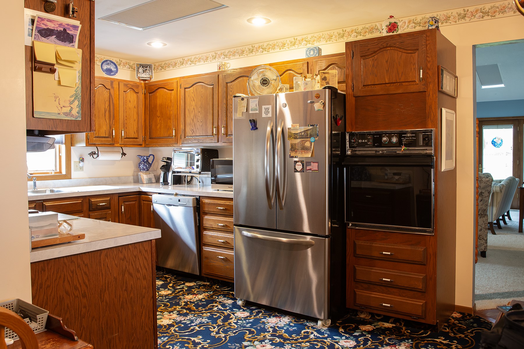 225 Loretta Lane Lane