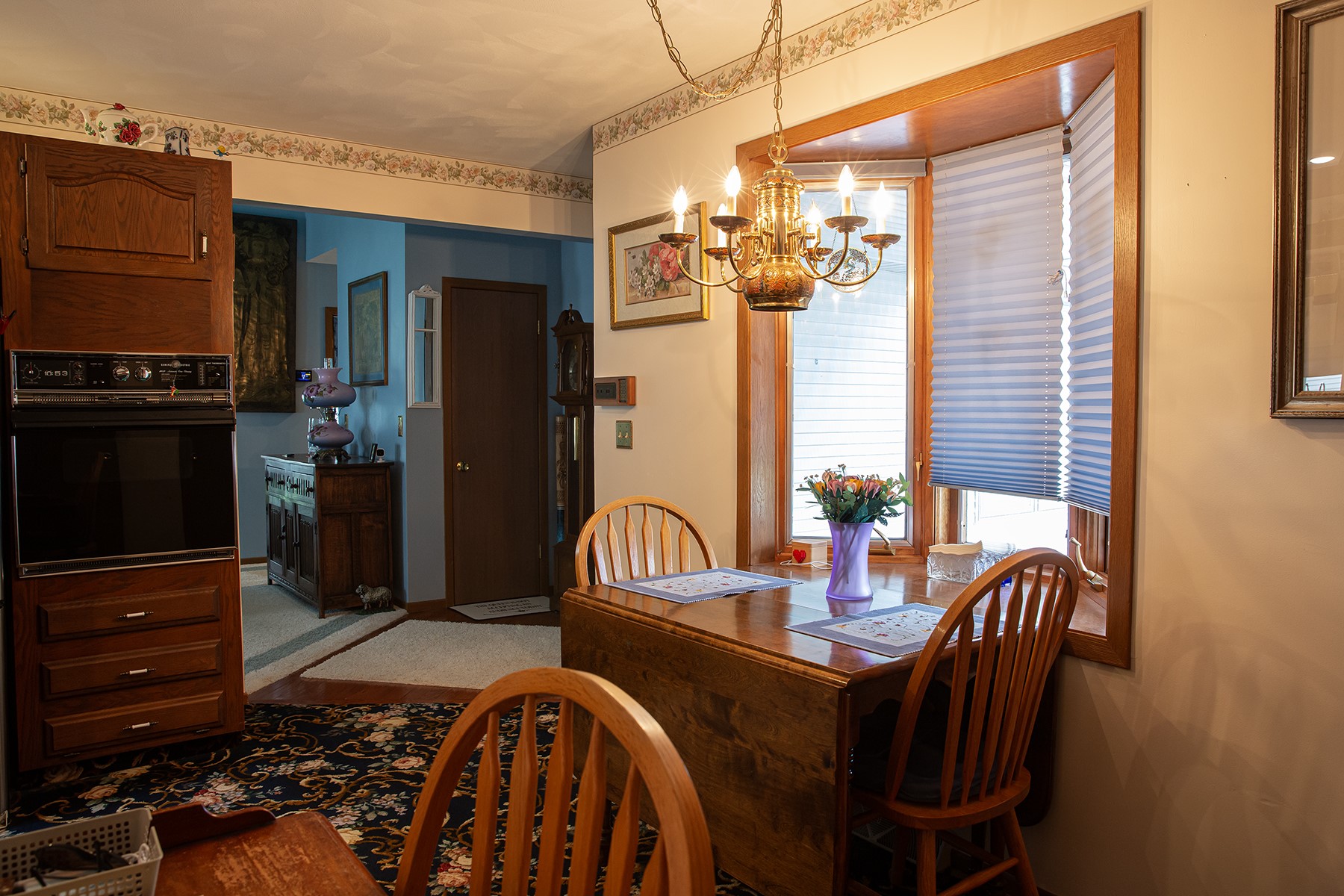 225 Loretta Lane Lane