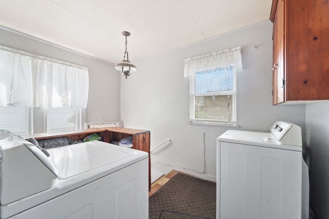 503 Irving Avenue, Endicott, New York image 16