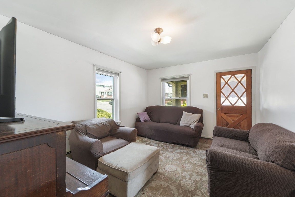 503 Irving Avenue, Endicott, New York image 6