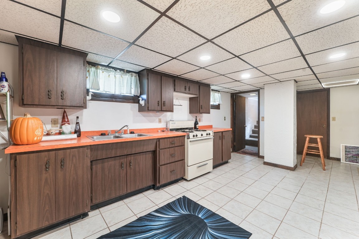 503 Irving Avenue, Endicott, New York image 19